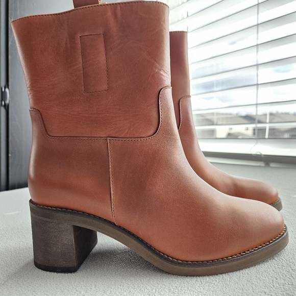 NWOT!!! Free People Tabby Bootie Color Tuscan Tan Cognac Size EU 39.5/ US 9-9.5 - Picture 1 of 6